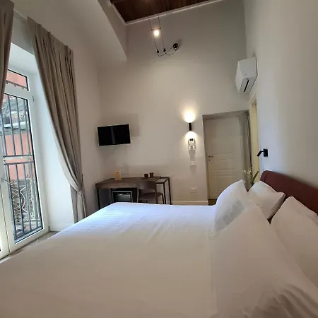 Le Sei Porte 招待所 萨莱诺